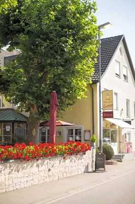 Hotel-Restaurant-Bistro Tuniberg Hotels in der Nähe von Preis-Prinz e.K. Breisach