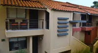 Wayak Hotel Hotels near Sendero La Miona