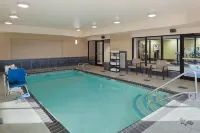 Courtyard Ithaca Airport/University - Pools