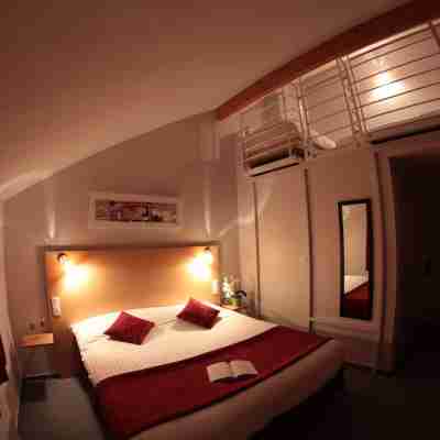 Carré Py' Hôtel Rooms