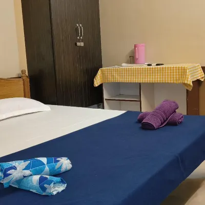 Aashiaanaa Residency Inn Hotels near Phoenix Bay Jetty