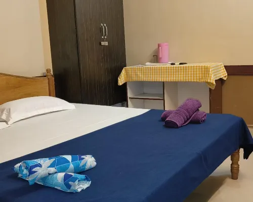 Aashiaanaa Residency Inn Các khách sạn gần bảo tàng về rừng & nhà máy cưa Chatham
