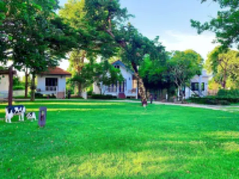 AURA PARK RESORT Hotels in Photharam