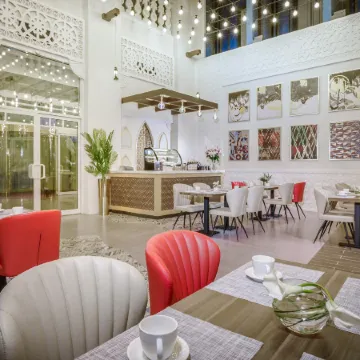 Central Inn Souq Waqif