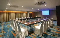 RHR Hotel Kajang - พร้อมWifi