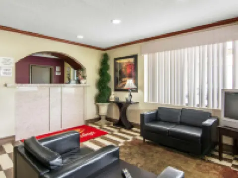 Econo Lodge Weldon - Roanoke Rapids Hotels in Weldon