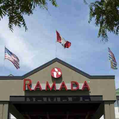 Ramada by Wyndham Surrey/Langley Hotel Exterior