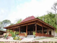 Langkisau Resort Hotel & Restaurant Syariah Hotels in Salido