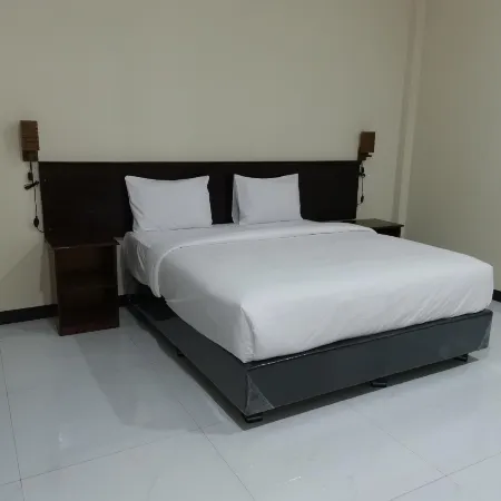 Palm Bajo Hotel