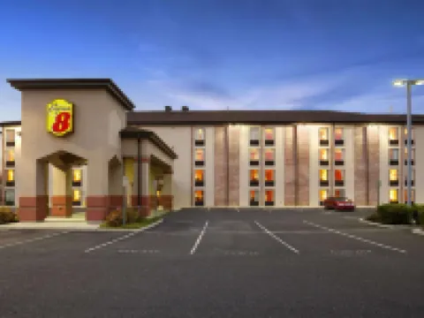 Super 8 by Wyndham Mount Laurel マウント・ローレルのホテル