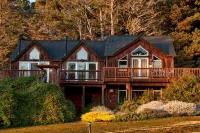 Inn at Schoolhouse Creek
