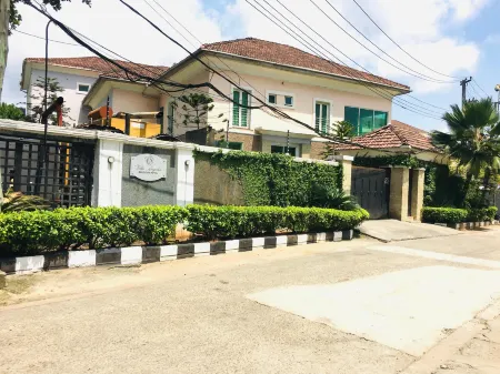 Villa Angelia Hotels, Ikoyi Отели рядом с достопримечательностью «Остров Лагос»