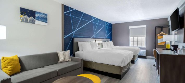 Comfort Inn & Suites Hotels in Davidson County