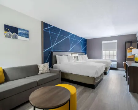 Comfort Inn & Suites Hotels in Davidson County