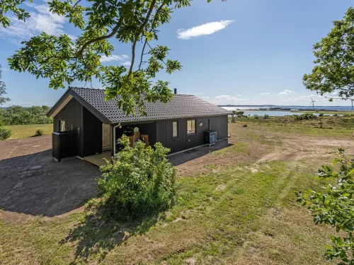 "Rickmer" - 200m from the Sea
