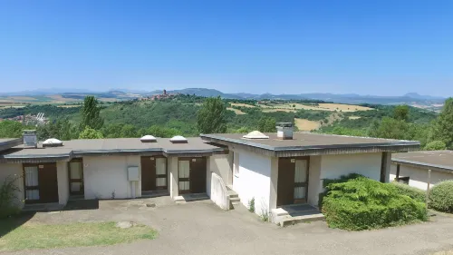 Vvf Montpeyroux Auvergne Hotels in Champeix