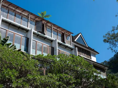 Bali Nature Spa Hotspring Resort Отели рядом с достопримечательностью «Ферма Уй-Цзян»