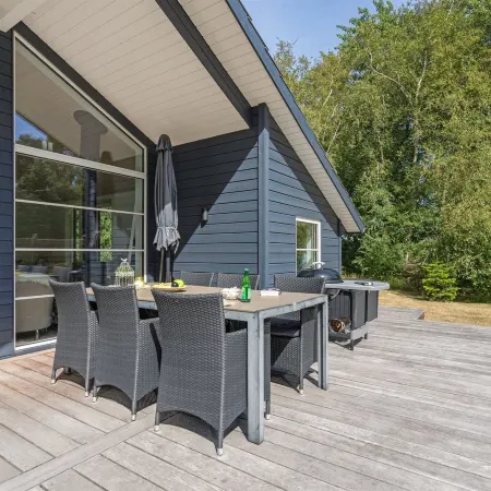"Jelke" - 50m from the Sea