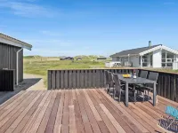 "Hermund" - 110m from the Sea