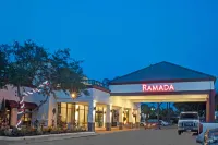 Ramada by Wyndham Houston InterContinental Airport East Hotels near George Bush Intercontinental Airport