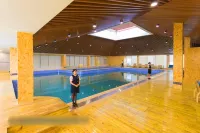 Juneng International Hotel - Pools