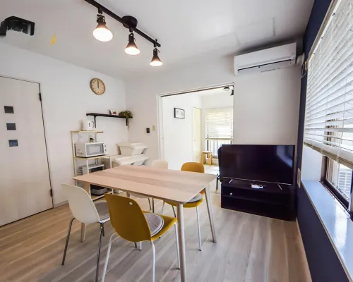 GLOCE Guest House Nagisa  5 mins from the station 逗子市住宿飯店