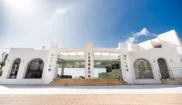 Apartamentos Ferrera Beach Hotels in Cala Ferrera