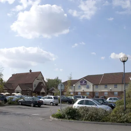 Premier Inn Braintree (A120)