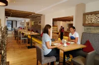 Hotel Garni Alpenjuwel