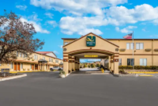 Quality Inn Ozona I-10 Hotel di Ozona