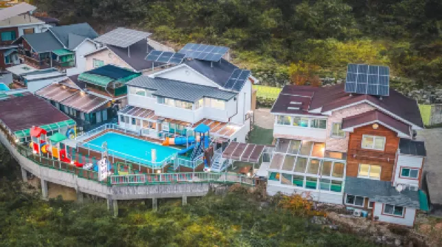 Gapyeong Shinbi Kids Pool Villa Hotels in 
