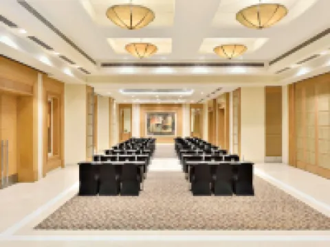 Radisson Noida Hotels in Noida