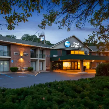 Best Western Clifton Park Отели в г. Клифтон Парк