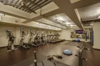 The Madison Concourse Hotel - Gym