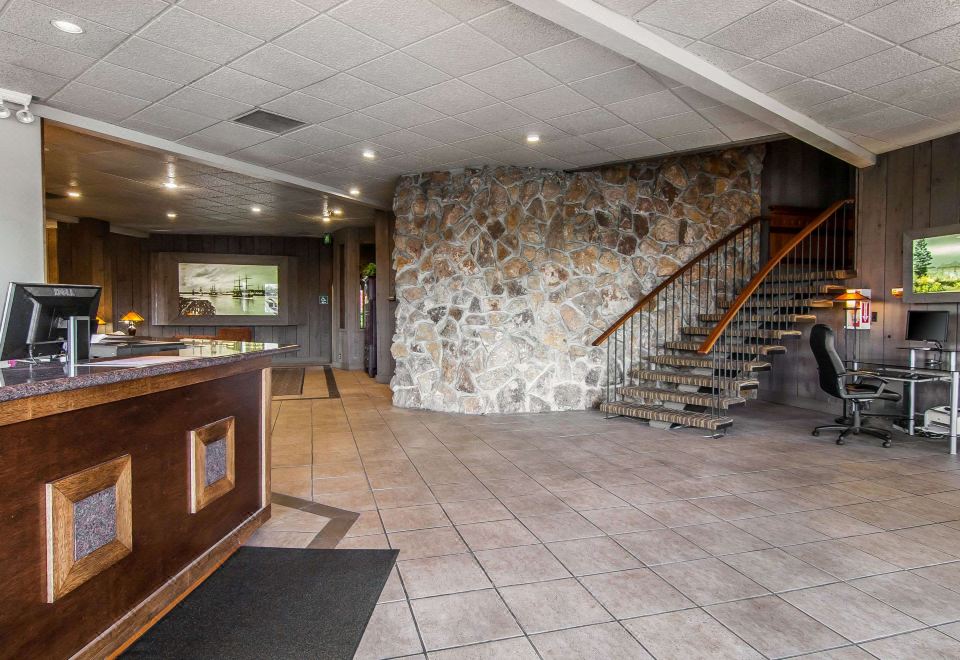 퀄리티 인 & 스위트 앳 쿠스 베이 객실