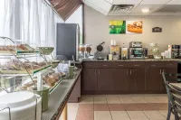 Quality Inn Montgomery South - sarapan