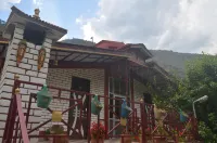 Riverside Homestay, Chamba (HP) Hotel a Kuran