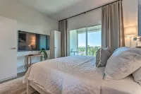 Ocean View Condo Btwn Rosemary and Alys Beach!