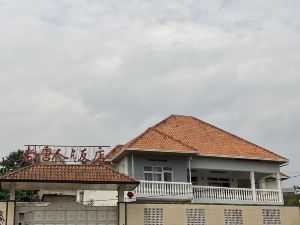 Lao Tangren Guest House