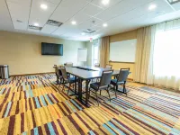 Fairfield Inn & Suites Atlanta Woodstock Hotels in Woodstock