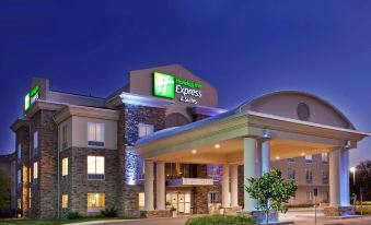 Holiday Inn Express & Suites East Wichita I-35 Andover