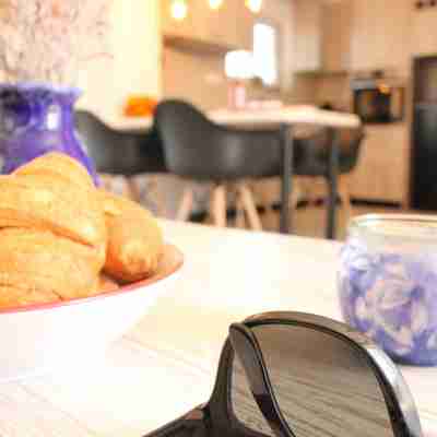 Phaedra House for Relaxing Holidays Near Platanias Dining/Meeting Rooms