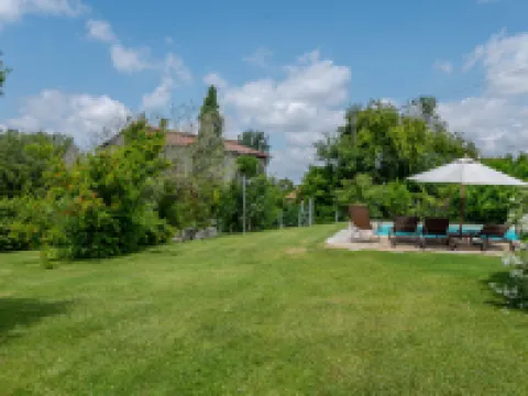 Bandiera Hotels in Cinigiano