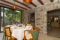 Villa Salvia - Holiday House with Pool -