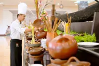 M Bahalap Hotel - breakfast