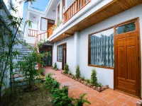 Riverside Plum Garden Villa فنادق في Duy Phuoc