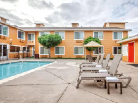 Quality Inn Near Six Flags Discovery Kingdom-Napa Valley Hotels in Vallejo