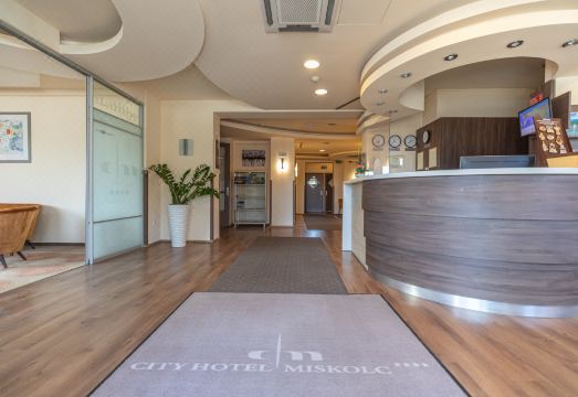 시티 호텔 미스콜치