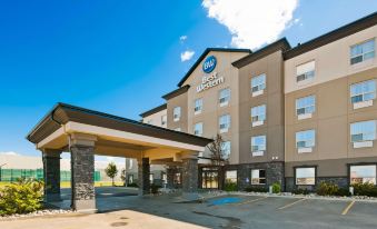 Best Western Wainwright Inn  Suites