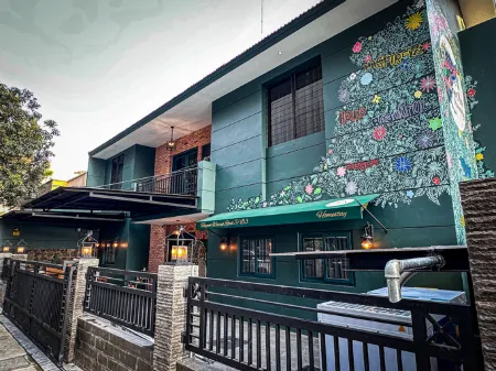 Lugano Arte Отели рядом с достопримечательностью «Lion Air Tower»